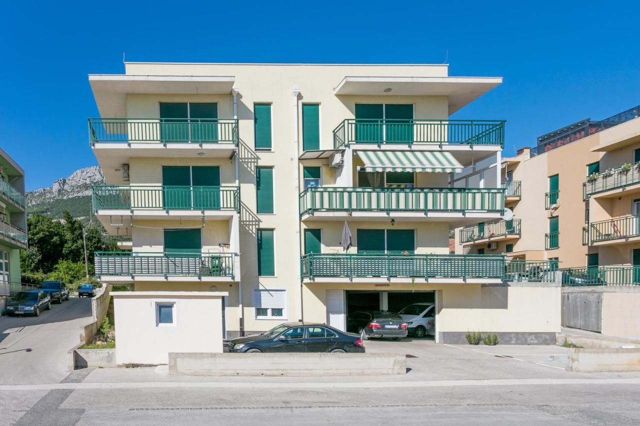 Apartments With A Parking Space Kastel Gomilica, Kastela - 21630 Esterno foto